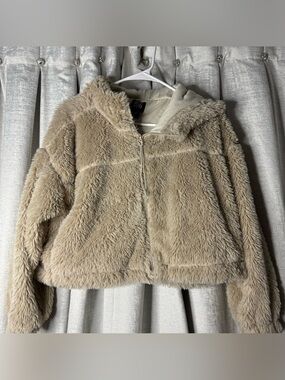 BDG urban outfitters cropped fur jacket